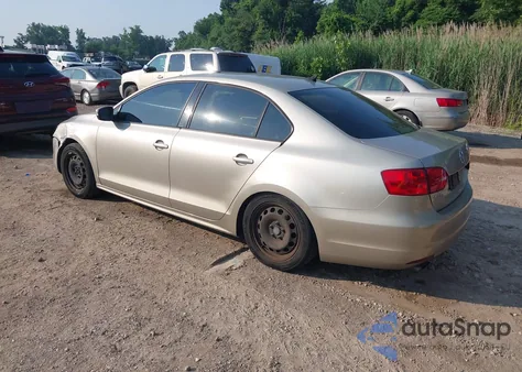 2014 Volkswagen Jetta 1.8T Se from USA, damaged, VIN 3VWD17AJ5EM273418